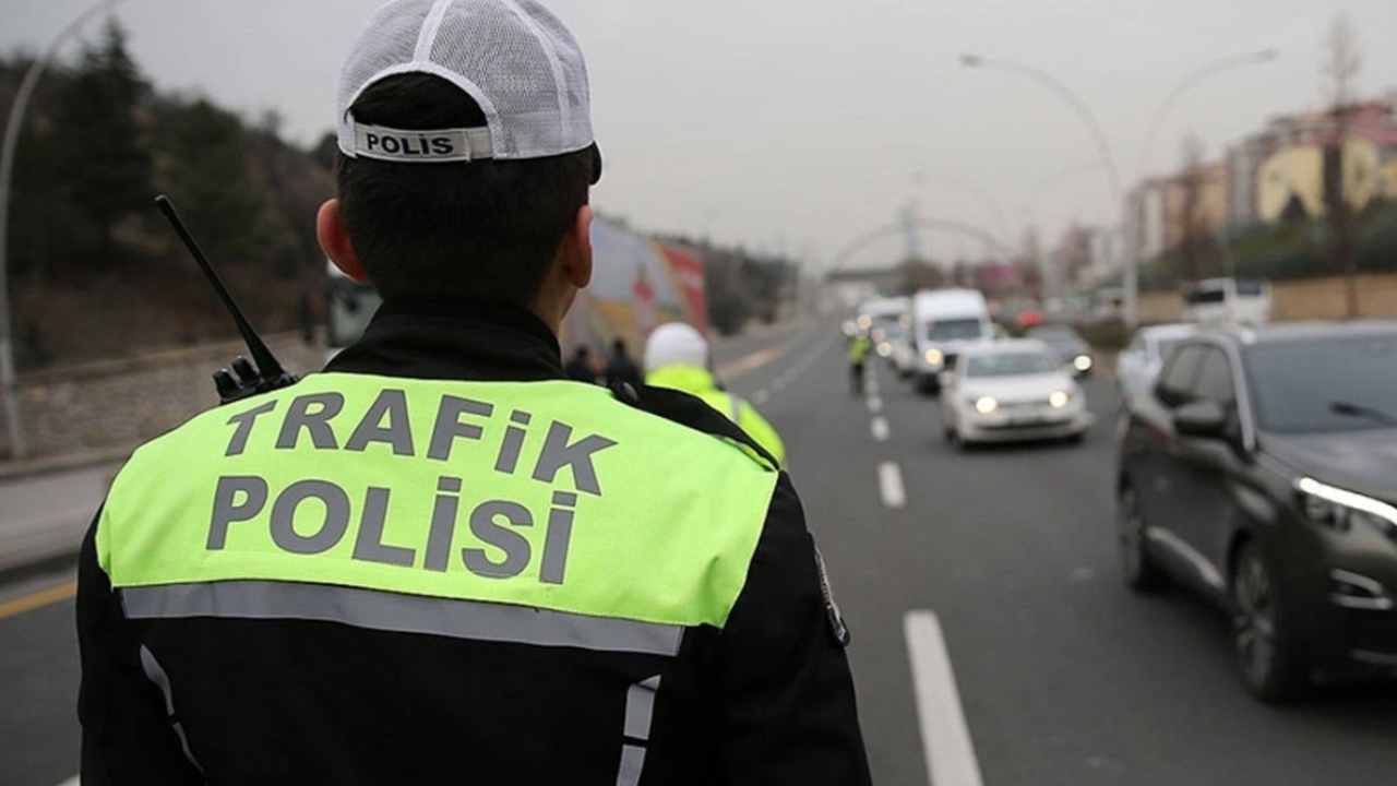istanbulda bazi yollar trafige kapatildi tzdhsdNP.png
