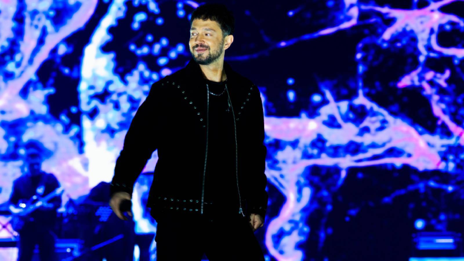 murat boz malatya benim icin cok ozel bir sehir cd5NcuYa.jpg