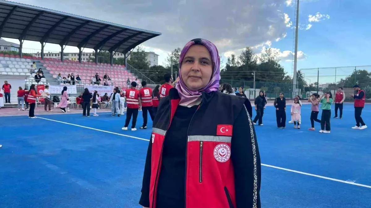 osmaniyede kiz cocuklari gulerse osmaniye guler etkinligi duzenlendi bqnr2W3w