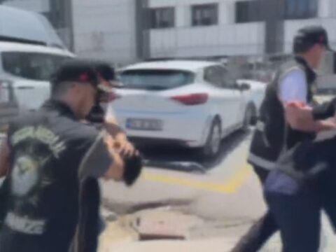 Is yerine kursun yagdirmislardi 3 kisi tutuklandi NecjtPnx