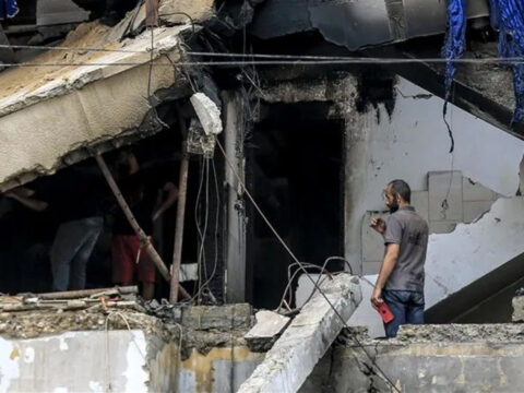 Israil ateskes dinlemiyor cibaliya kampi vuruldu 1 olu ve yaralilar var whZlfj88