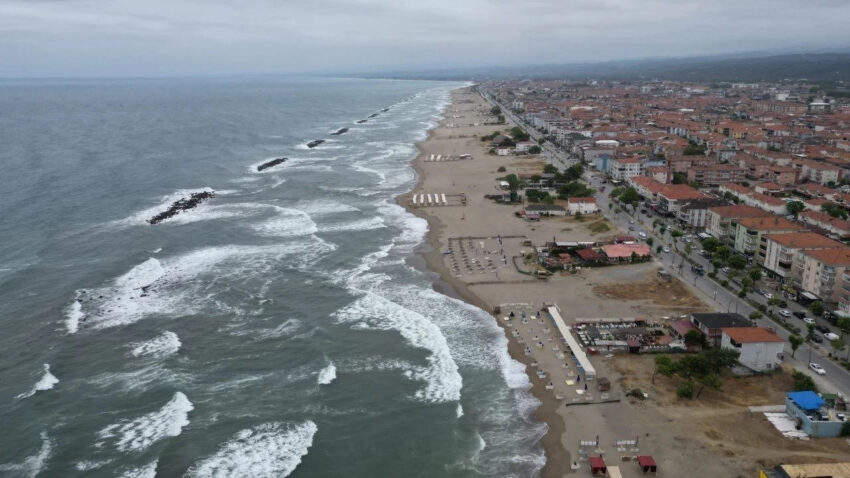 Karadenizde alarm 3 ilcede denize girmek yasaklandi S7flHVdD